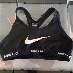 Nike Pro Black Low Cut Sports Bra